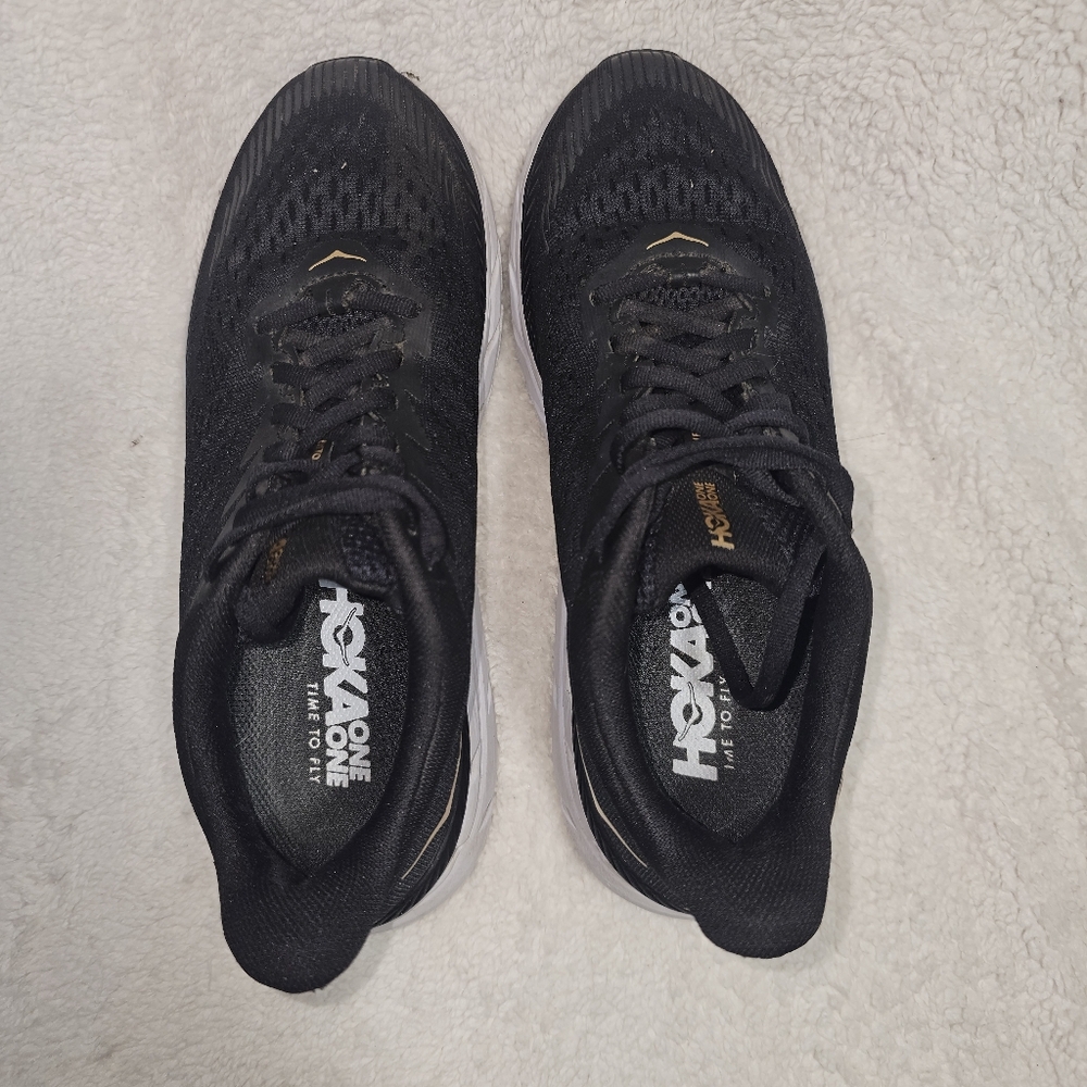 Hoka One One Women Size 8 Black Running Shoes 1110509. - Picture 4 of 10